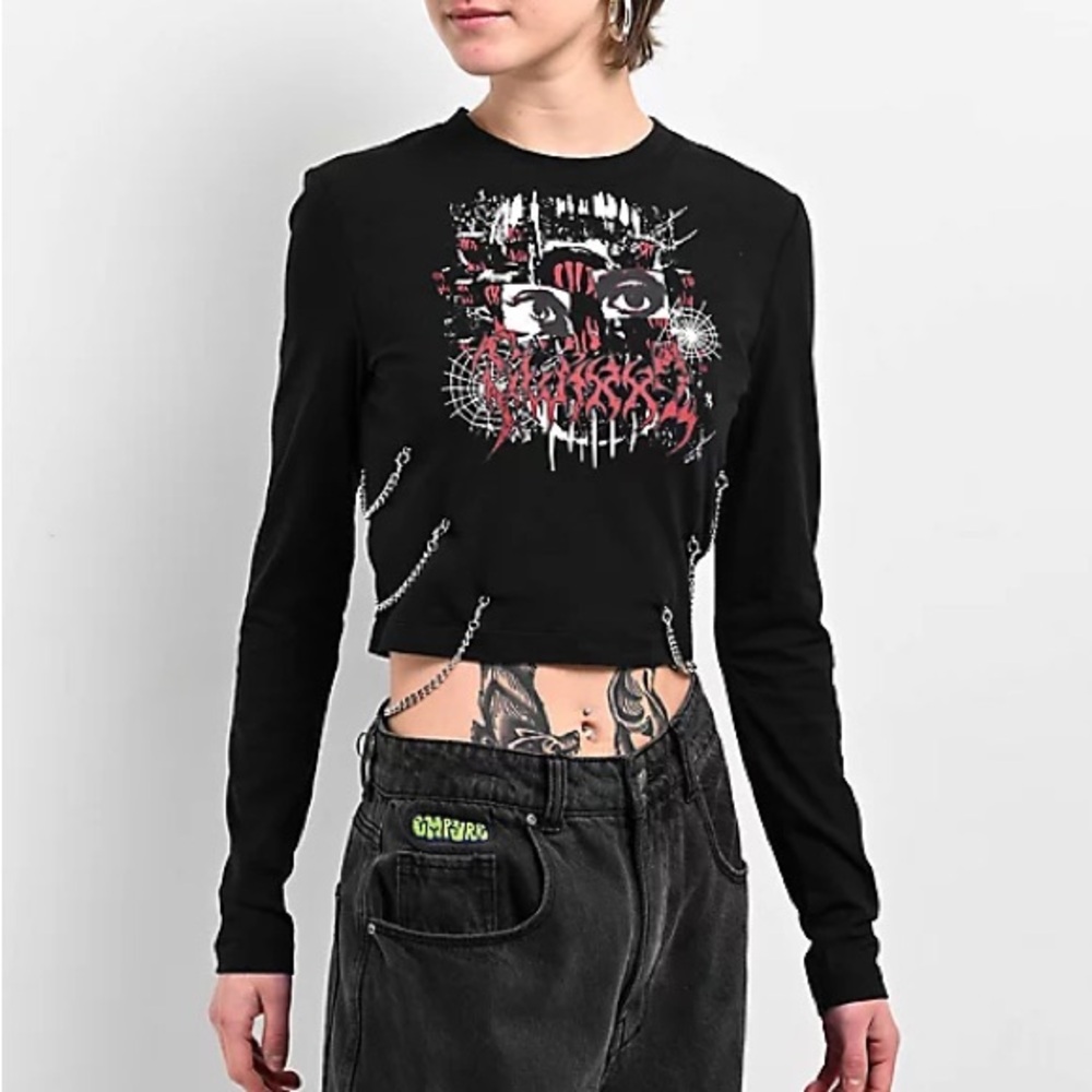 SWIXXZ Creature Chain Black Long Sleeve Crop T-Shirt